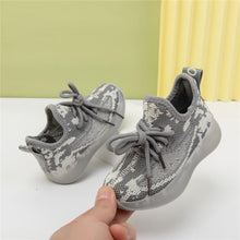 Load image into Gallery viewer, Godasse™ chaussure de sport enfant, godasse chaussure baskets pour enfant, godasse chaussure baskets enfant, godasse chaussure basket souple, godasse chaussure baskets légère, godasse chaussure baskets souple, godasse chaussure baskets décontracté, godasse chaussure enfants, godasse chaussures pour enfants,  godasse chaussures pour filles, godasse chaussures pour garçons, godasse chaussures décontracté godasse chaussures réspirant pour enfants, godasse chaussure souple pour enfants,